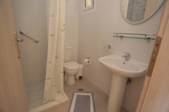 Room 9 of 43