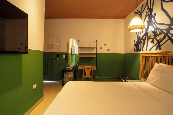 Room 42 of 83