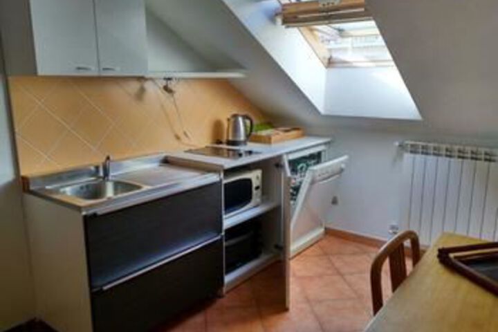 Room 16 of 20
