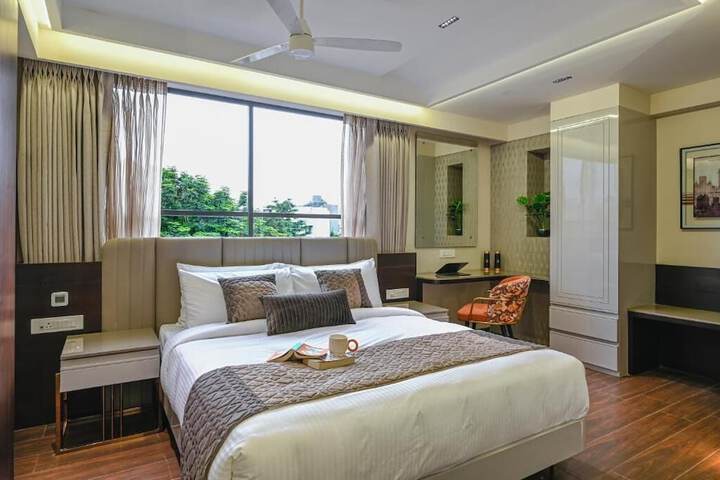 Room 15 of 27