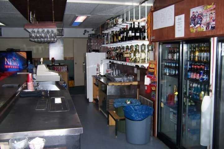 Lounge 62 of 75