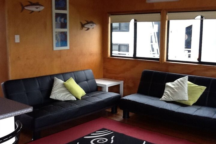 Room 28 of 46