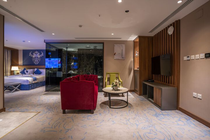 Room 20 of 30