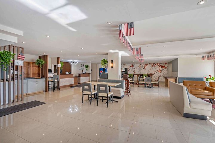 Hotel Interior 10 of 56