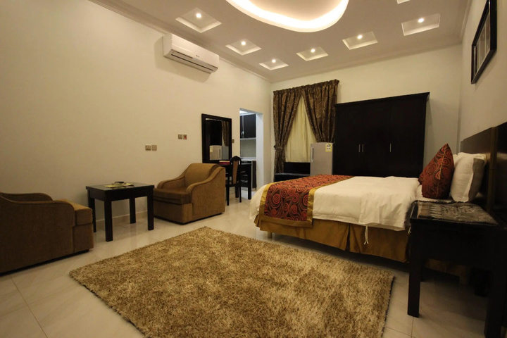 Room 2 of 5