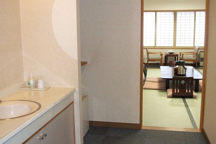 Room 18 of 67