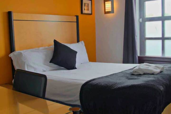 Room 8 of 23
