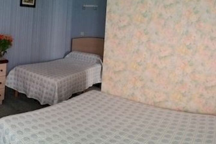 Room 34 of 46