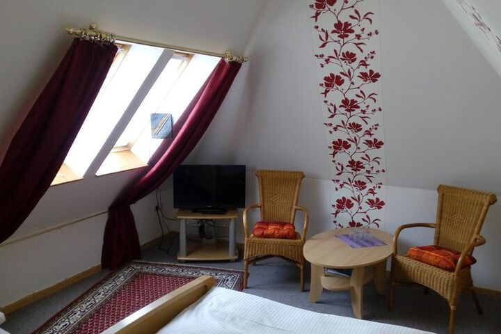 Room 15 of 21