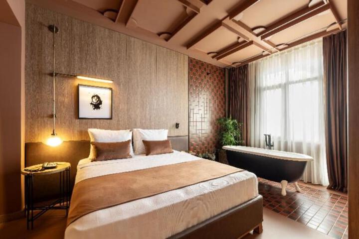 Room 57 of 60