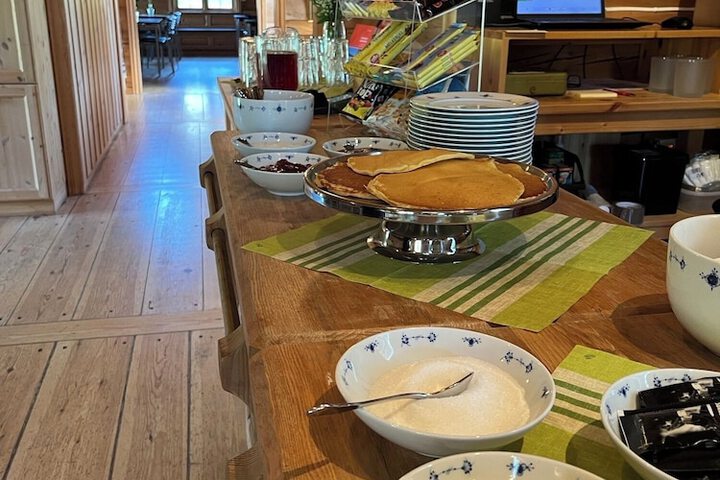 Breakfast/Coffee Service 33 of 55