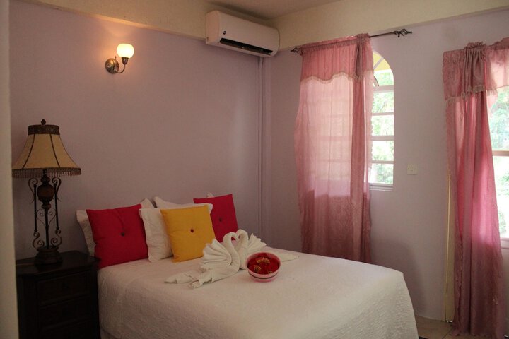 Room 17 of 85