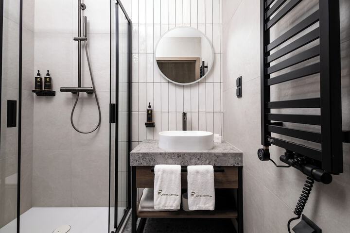 Clean Restrooms