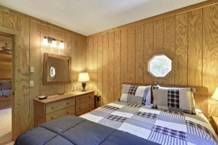 Room 36 of 40