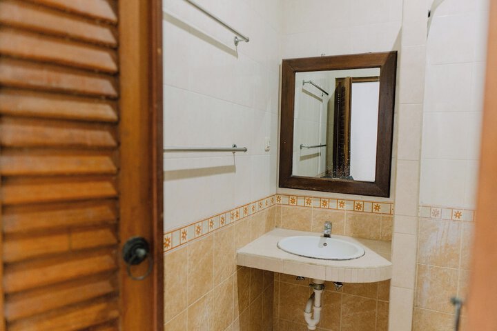 Room 100 of 152