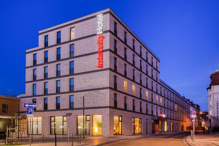 Hotel 36 of 38
