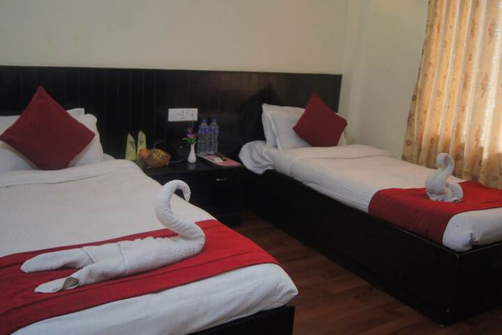 Room 5 of 6