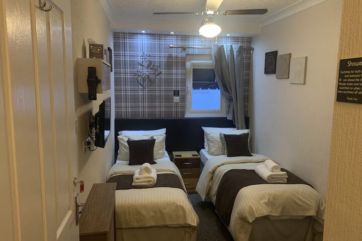 Room 19 of 65