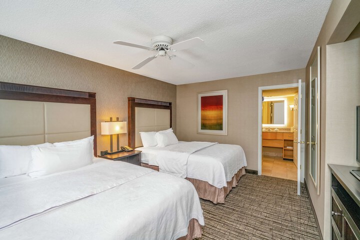 1 King Bed 1 Bedroom Suite (39 of 42)