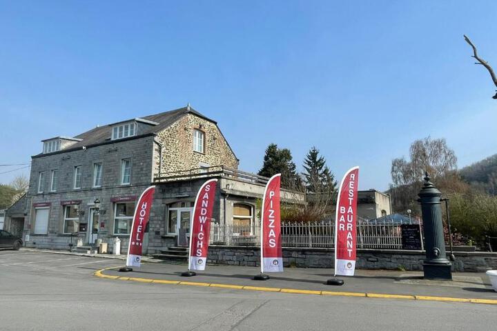HOTEL LAMERIVIERE**