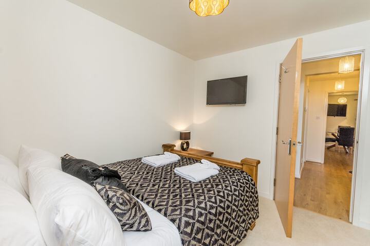 Room 2 of 29