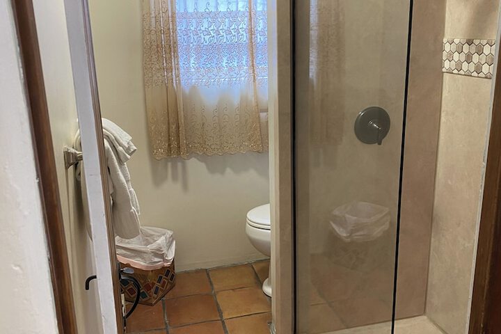 Room 65 of 84