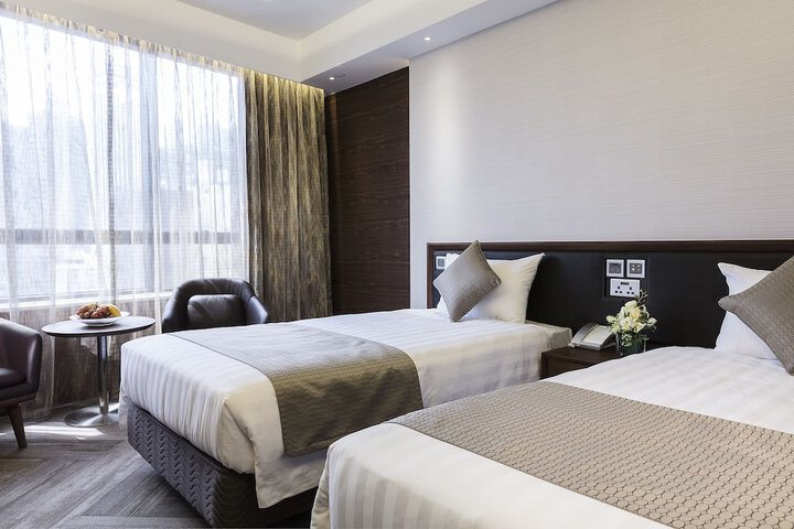 Room 14 of 65