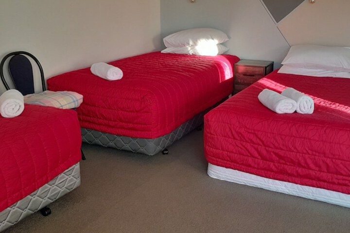 Room 6 of 62