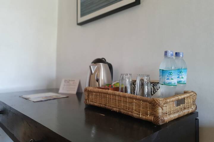 Breakfast/Coffee Service 13 of 28