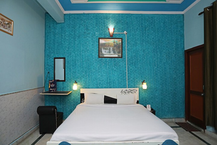 Room 4 of 22