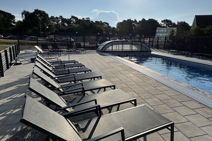 Pool 122 of 146