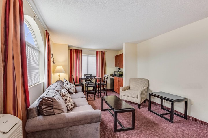 Room 22 of 50