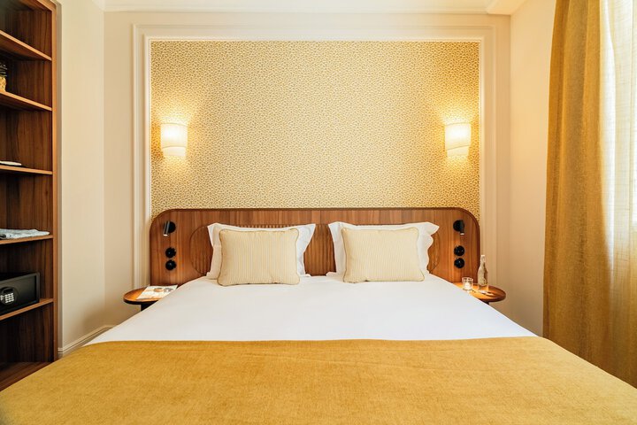 Room 36 of 90