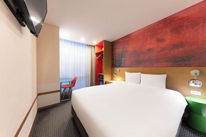 Room 8 of 45