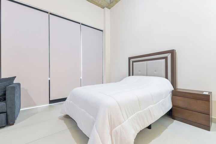 Room 6 of 238