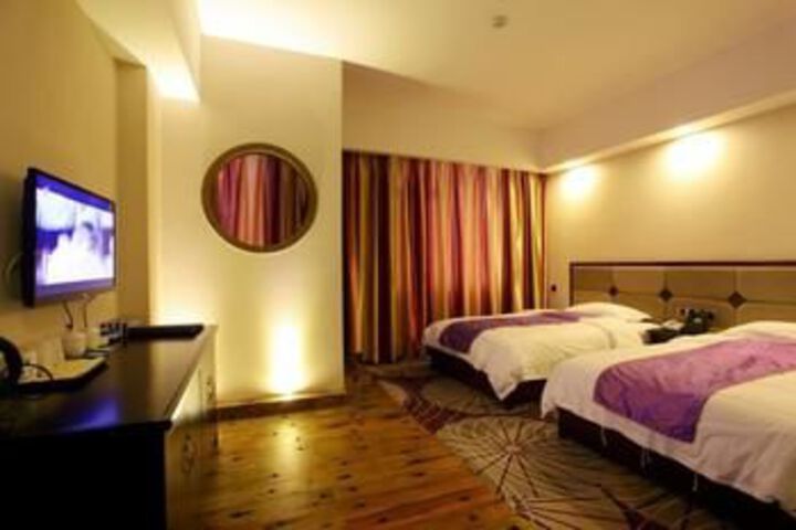 Room 19 of 32