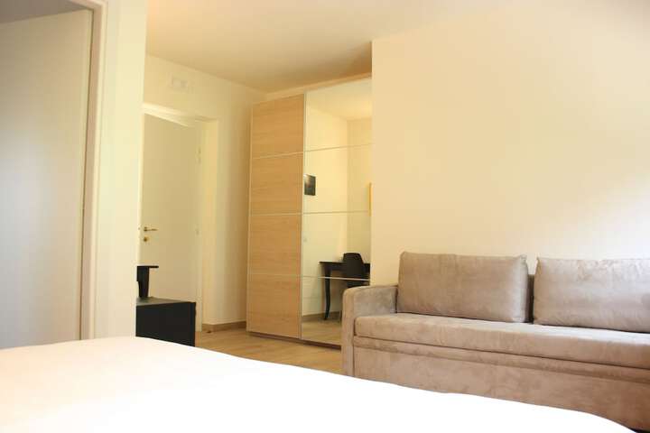 Room 19 of 47