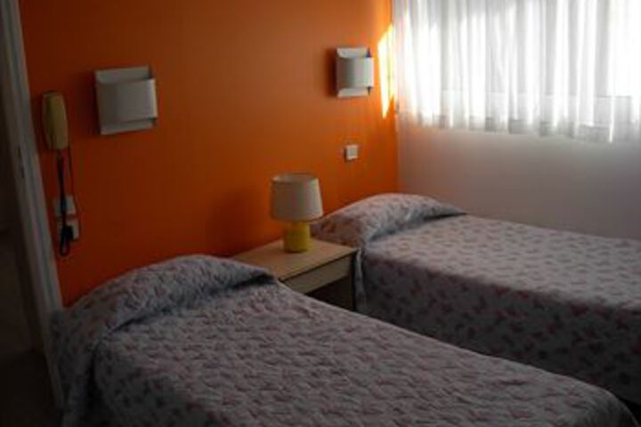 Room 3 of 14