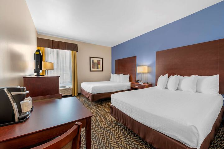 Room 14 of 28
