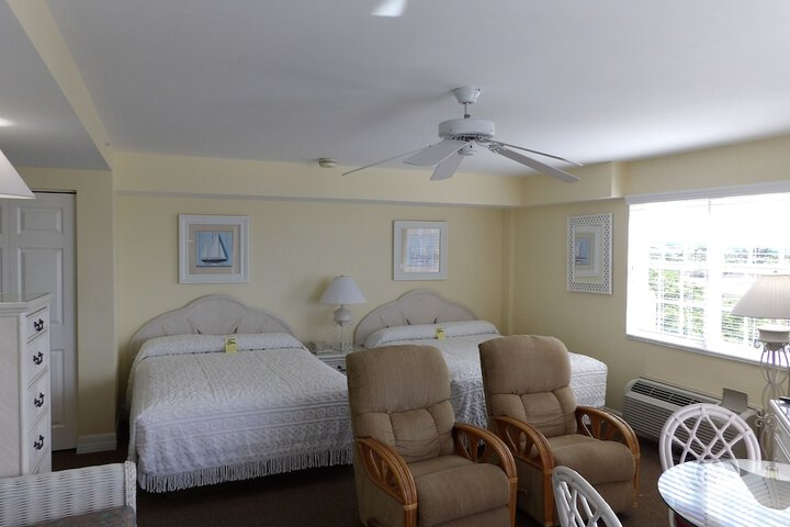 Room 9 of 229