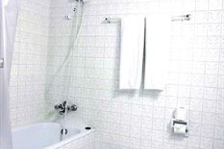 Clean Restrooms
