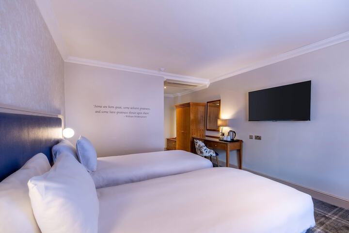 Room 38 of 149