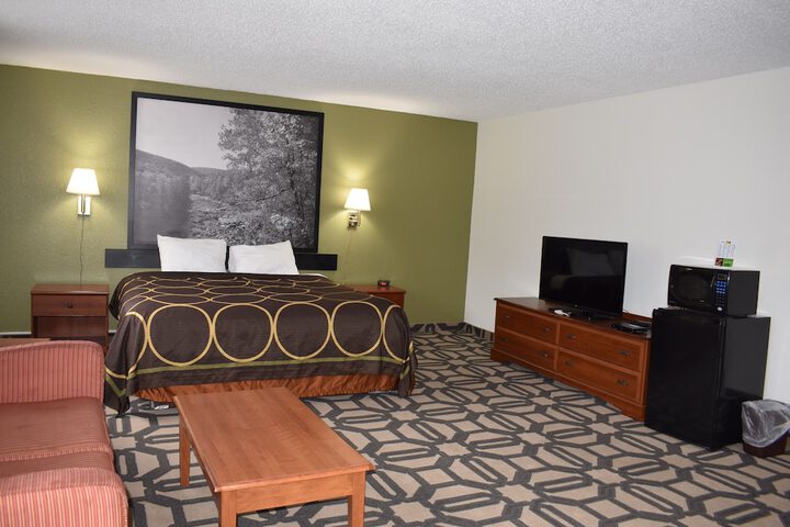 Room 15 of 30