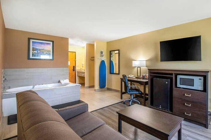Room 19 of 43