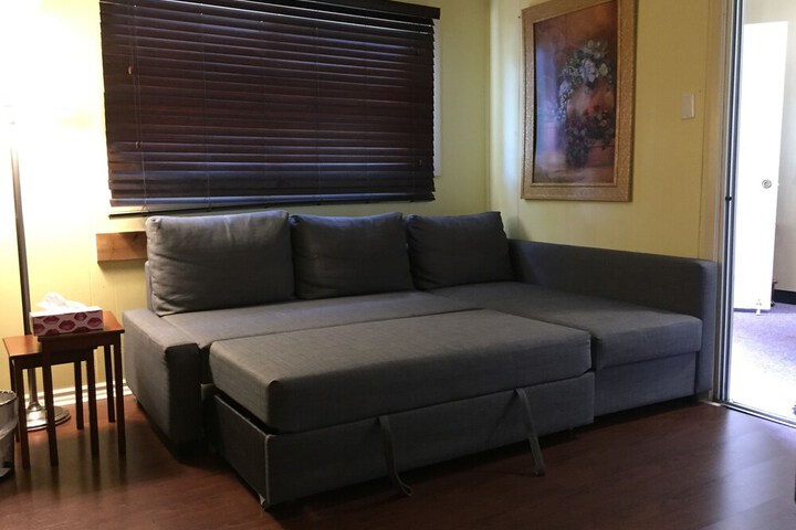 Room 17 of 73