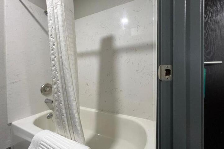 Photo 33