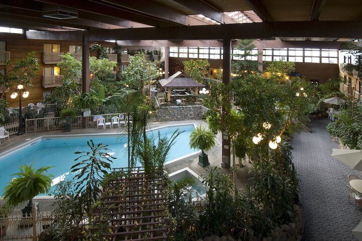 Hotel View 148 of 152
