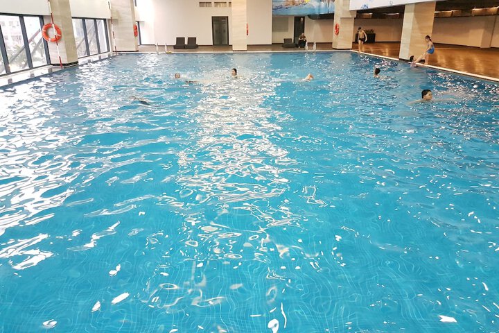 Pool 21 of 39