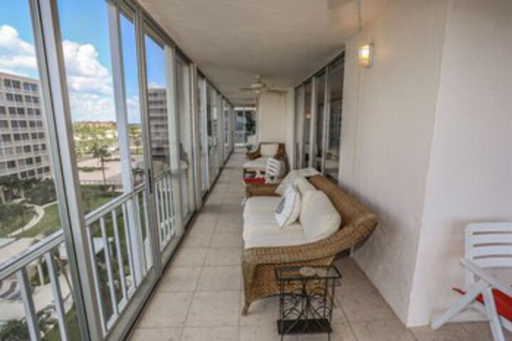 Terrace/Patio 2 of 18