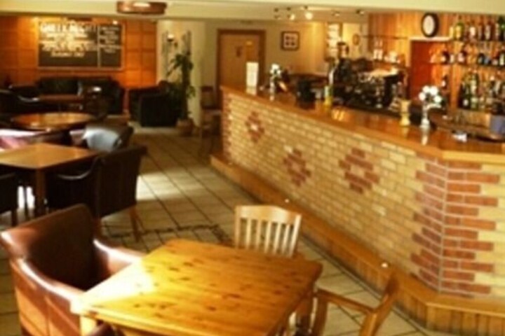 Photo 11